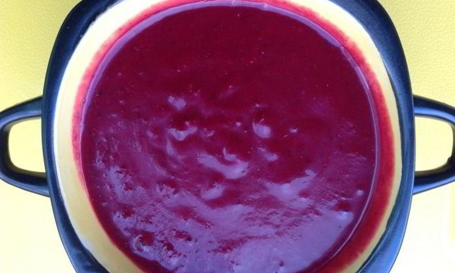 Рецепт пикантного клюквенного соуса к мясу