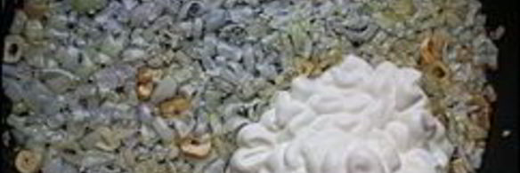 розовый соус с луком и чесноком