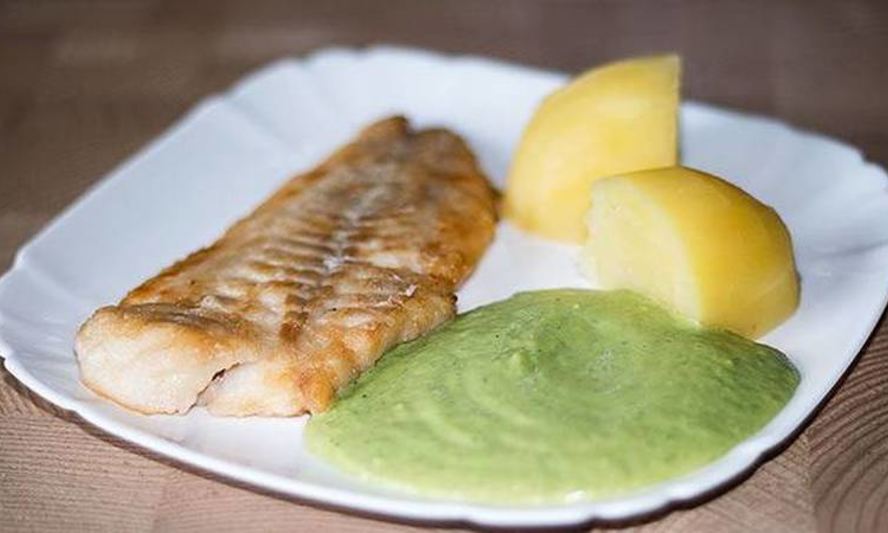 Рецепт соуса к рыбе из брокколи и белого вина