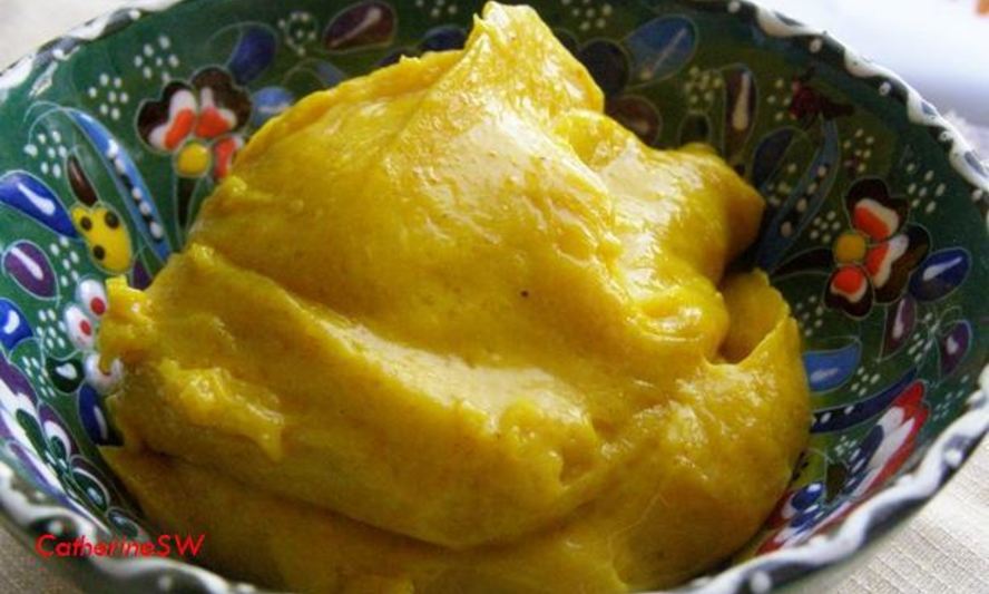 Рецепт соуса с горчицей и куркумой