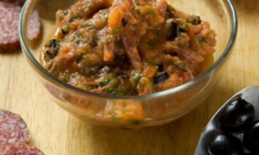 Рецепт соуса с салями