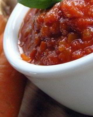 Томатный соус с чесноком