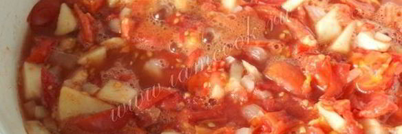 томатный соус с яблоками