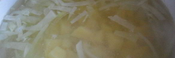 борщ с фасолью и яблоками