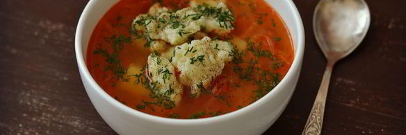 борщ с галушками