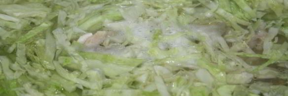 борщ с шампиньонами на куриных окорочках