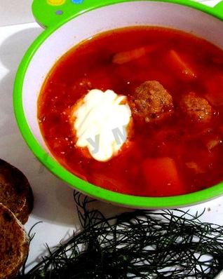 Борщ Сибирский с фрикадельками и томатной пастой