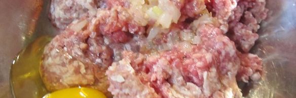 борщ сибирский с фрикадельками и томатной пастой