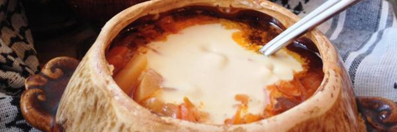 Борщ в горшочках