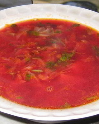 Фирменный рыбный борщ с кинзой