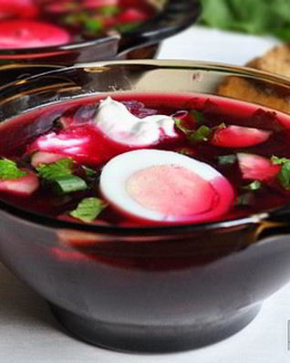 Холодный борщ со щавелем