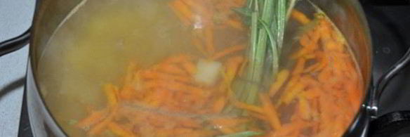 холодный борщ со щавелем