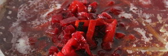 красный борщ с молотым салом