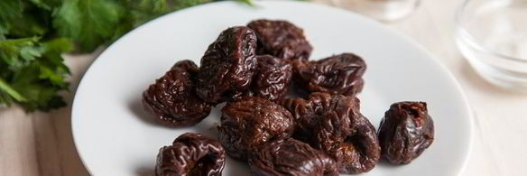 постный борщ с черносливом