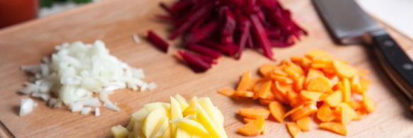 постный борщ с черносливом