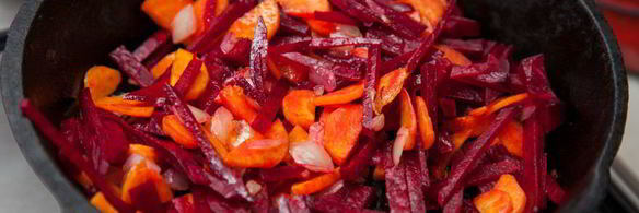 постный борщ с черносливом