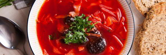 постный борщ с черносливом