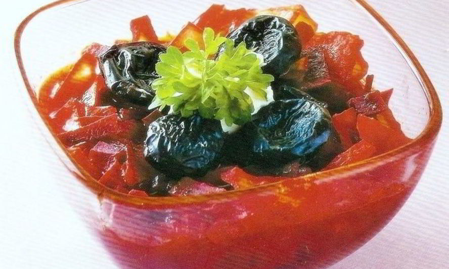 Рецепт вегетарианского борща с черносливом