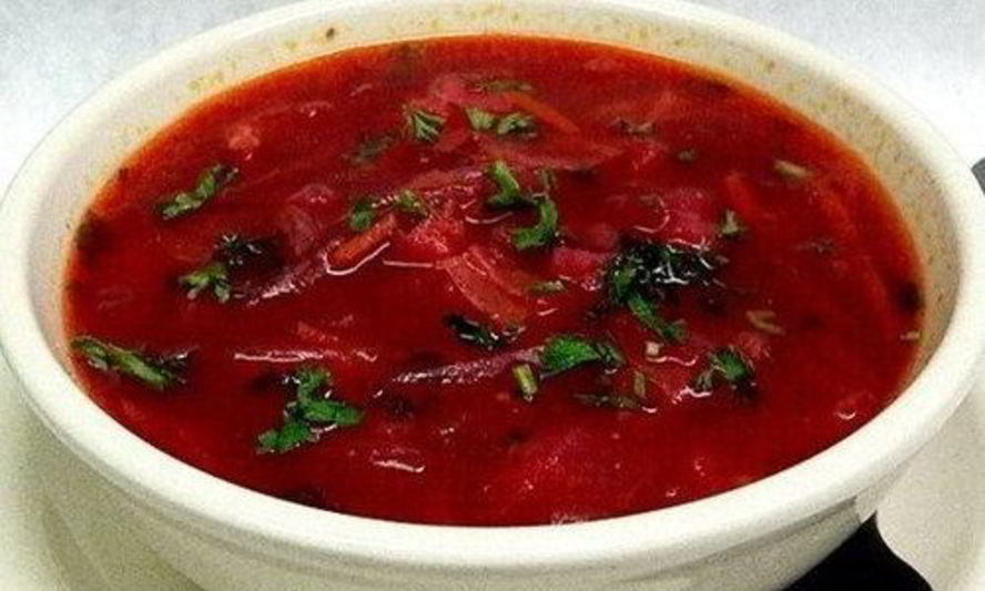 Рецепт вкуснейшего украинского борща с копченым салом