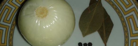 зеленый борщ с сомом