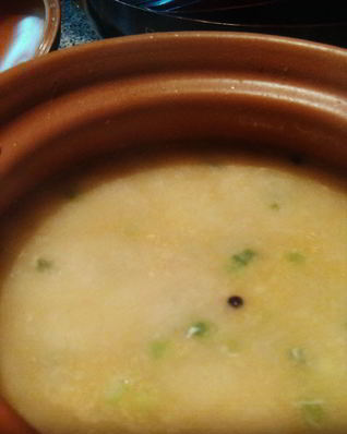 Китайский куриный суп с кукурузой