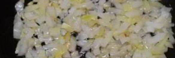 куббе-суп с манными клецками, фаршированными мясом