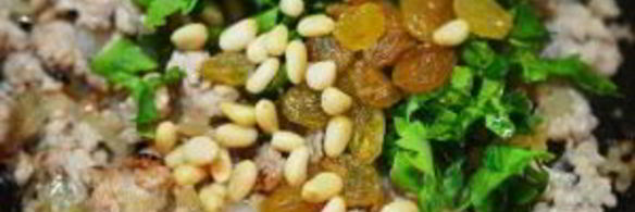 куббе-суп с манными клецками, фаршированными мясом