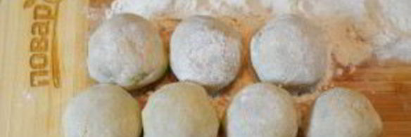 куббе-суп с манными клецками, фаршированными мясом