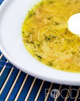 Куриный суп с вермишелью