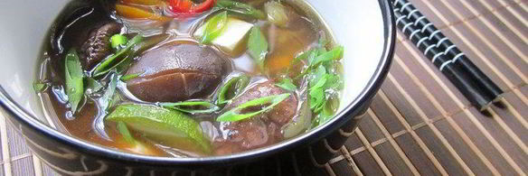 мисо суп с тофу и морской капустой