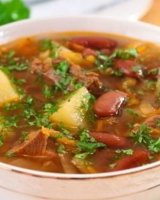 Суп из консервированной фасоли с мясом