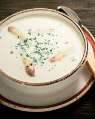 Суп из запеченой спаржи с весенней гремолатой