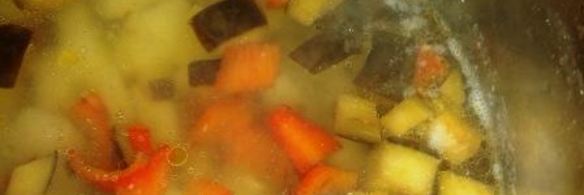 суп куриный с баклажанами и яйцом