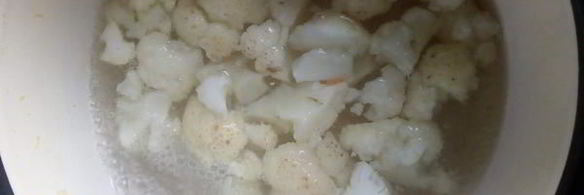 гороховый суп-пюре с красным луком