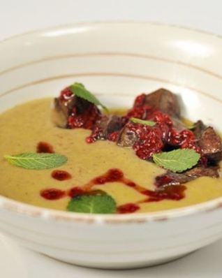 Гречневый суп-пюре с индюшачьей печенкой