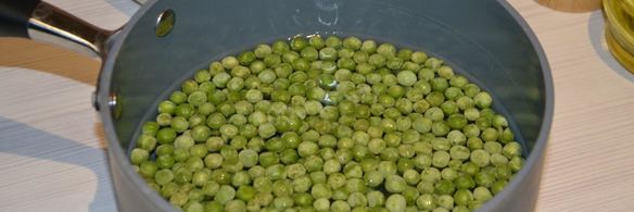 постный суп-пюре из зеленого горошка