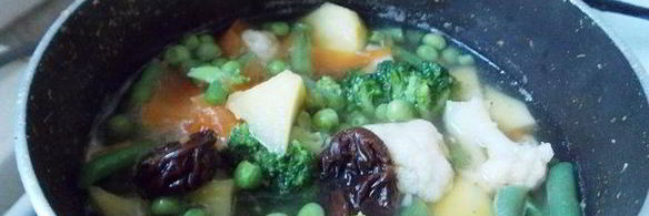 постный суп-пюре с черносливом и чесноком без масла