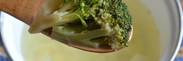 суп-пюре из брокколи со сливками