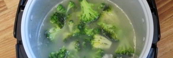 суп-пюре из брокколи в мультиварке