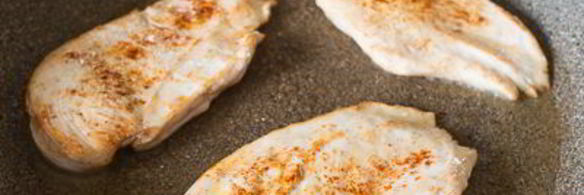 суп-пюре из печеного перца с курицей