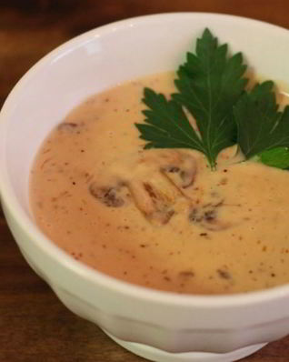 Суп-пюре из шампиньонов со сливками