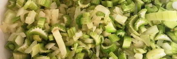 суп пюре из стеблей сельдерея