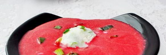 суп-пюре из свеклы с апельсином и замороженным йогуртом