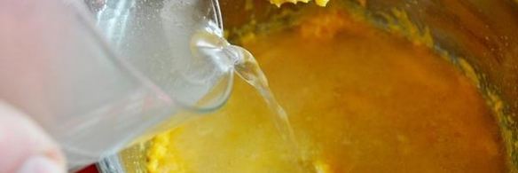 суп-пюре из тыквы с тахиной