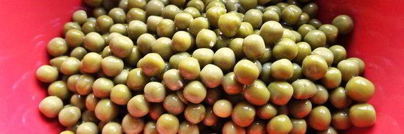 суп-пюре картофельный с горошком и беконом