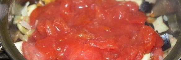 суп-пюре с баклажаном, томатами и чечевицей