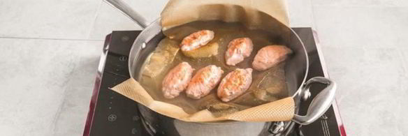 суп-пюре с кнелями из лосося