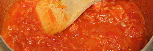 суп-пюре с консервированной фасолью и томатами