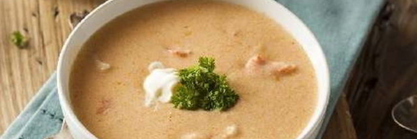 Суп-пюре с семгой и зажаркой