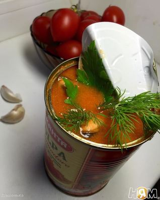 Томатный суп-пюре с мидиями